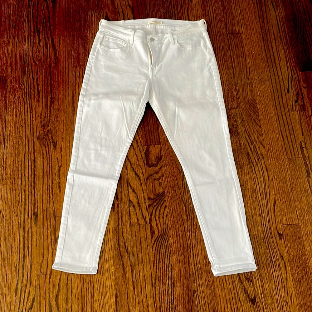 Womens Levi’s skinny Jeans